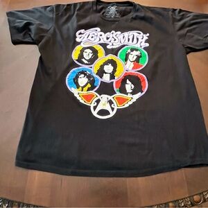 NEW Aerosmith tee NWOT 🎼🎸🤘